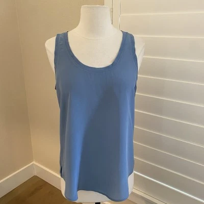 EQUIPAMIENTO MUJER Almanda Tanque Talla Pequeña 100% Seda Azul Polvoriento Foto 1 de 4