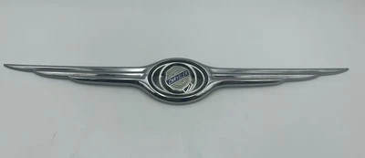 Chrysler Crossfire 2004-2008 convertible maletero trasero moldura emblema cromado Foto 1 de 4