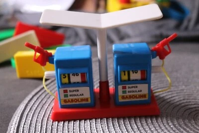 Vintage TYCO Sesame Street Parking Garage Playset Gas Service Station part 5 - Image 1 of 4