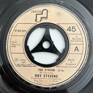 RAY STEVENS The Streak b/w You Got The Music Inside 7" 45rpm UK VG+ - Picture 1 of 4