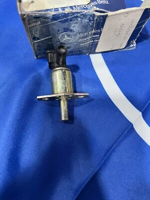 Válvula de arranque en frío Mercedes Bosch 280SE SEL 300SEL 450SL SE SLC 0280170023 NUEVO DE STOCK Foto 1 de 4