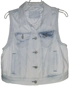 Vanity Blue Light Wash Distressed Denim Vest Size Women's Juniors Large - Picture 1 of 3