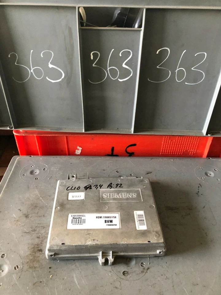 Renault Clio I Tipo 57 1.2 Centralina Motore 7700851758 7700858258 - Immagine 1 di 4