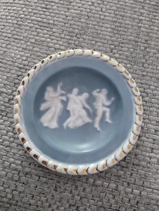 Paul's Italy Pottery Plate Blue and White Gold Trim Detailing - Picture 1 of 5
