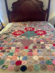 Yo Yo Quilt Handmade 80" x 54" Multi-colored-unfinished - Picture 1 of 24