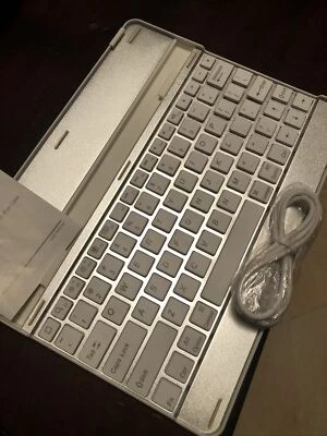 Bluetooth Keyboard Snap On iPad Case.  Wireless - Image 1 of 4