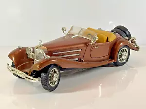 Mercedes-Benz 500 K 1936 braun 1:20 Bburago - Bild 1 von 8