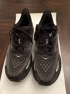 Hoka One One Mens Clifton Black Running Shoes Sneakers Sz 12 2E - Picture 1 of 12