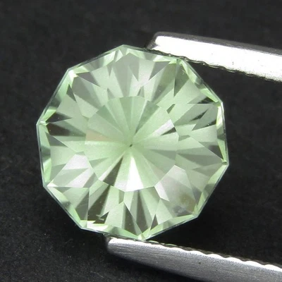 Hermosa amatista verde natural (prasiolita) 8,3 mm piedra preciosa redonda de 8,01 quilates Foto 1 de 4