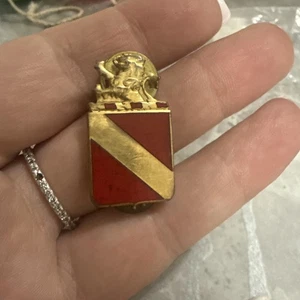 35th Field Artillery G23 Unit Crest, DI, - Bild 1 von 2