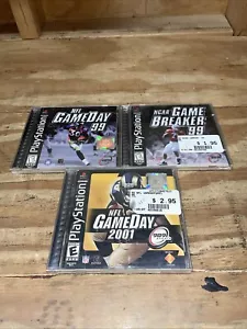 Pacchetto 3 giochi calcio per Playstation 1 Game Day 99, 2001, NCAA Game Breaker 99 - Foto 1 di 13