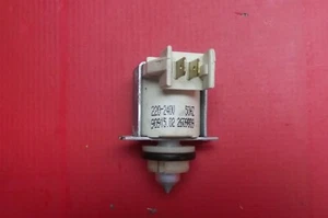 Dishwasher SIEMENS SE55M577GB SELENOID VALVE - Picture 1 of 1