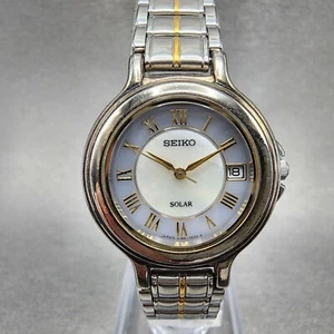 Seiko Solar Watch Women 28mm MOP Dial Two Tone Date Round V182-0C70 Runs - Picture 1 of 11