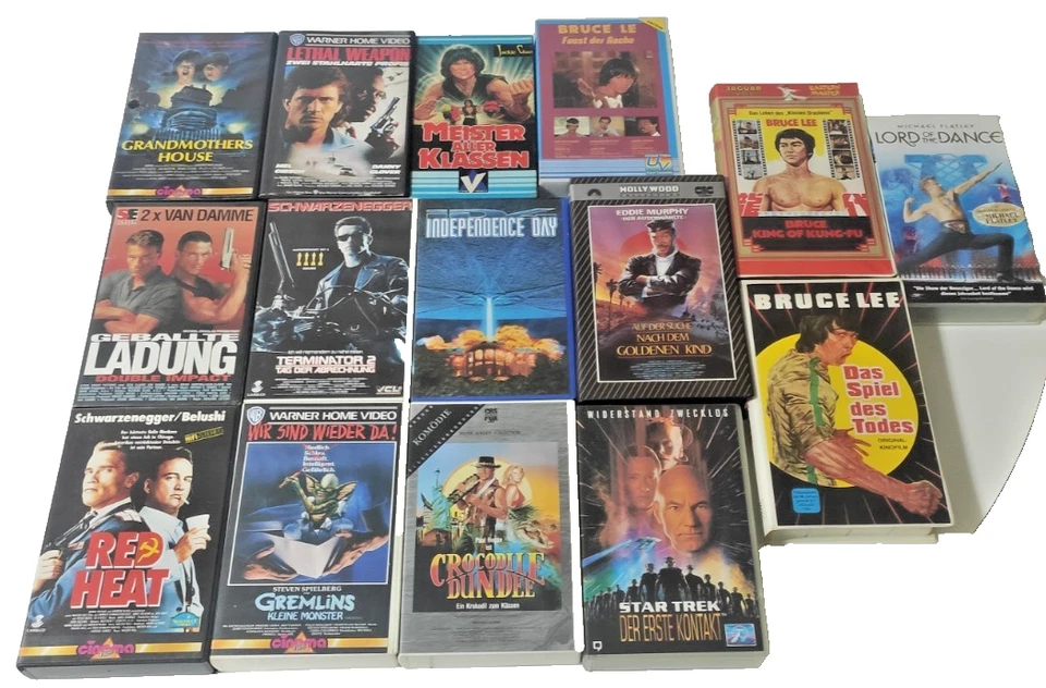 VHS Filme Konvolut  | Terminator 2 | Red Heat | Gremlins  .....  Gesamt 13Stk - Bild 1 von 4