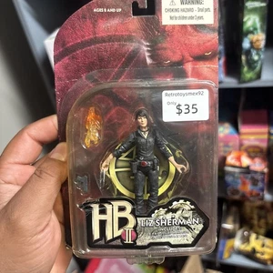 Liz Sherman - Mezco Toyz 2008 Hell Boy Hellboy II 2 3 3/4" ACTIONFIGUR VERSIEGELT - Bild 1 von 6