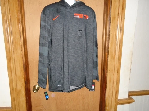 Oregon State Beavers Men's Nike Long Sleeve Hooded T Shirt Large NWT Cover