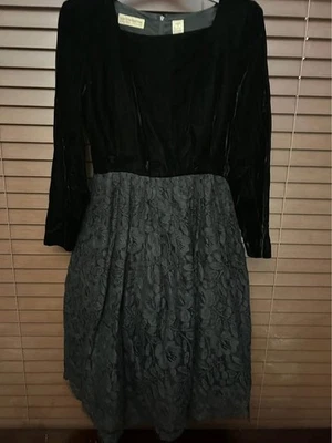 Liz Claiborne Vintage Black  Formal Dress - Image 1 of 3