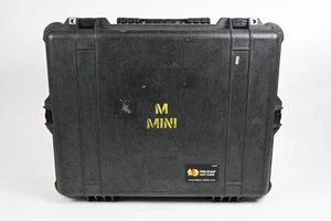 Pelican 1600 Hard Case, Interior 21.43 x 16.5 x 7.87" #419 - Picture 1 of 7