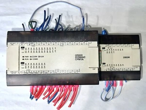 OMRON SYSMAC CPM1A-40CDR-A Programmable Controller + OMRON CPMIA-20EDR ( A9C) - Picture 1 of 7