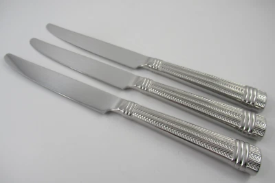 Ralph Lauren WAINWRIGHT Japón 3 cuchillos de cena cubiertos de acero inoxidable brillante Foto 1 de 4