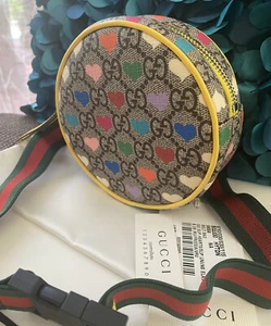 Stunner!* NWT Authentic Gucci GG Supreme Hearts Leather Belt Bag One Size - Picture 1 of 12