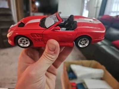 DIECAST BURAGO 1998 SHELBY SERIE 1 ESCALA 1:24 Foto 1 de 4