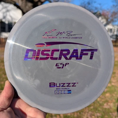 Disc Golf New Discraft ESP  BUZZZ 170-172gm Mid range - Image 1 of 3