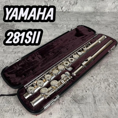 Flauta YAMAHA YFL-281SII usada com estojo rígido - Imagem 1 de 4