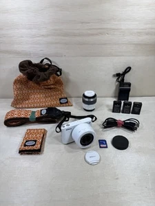 Nikon 1 J1 Digital Camera White w/ 2 Lenses 10-30mm & 30-110mm 3 batts Pouch LOT - Picture 1 of 23