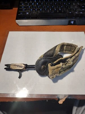 CAMO CAILPER ARCHERY BOW RELEASE - Image 1 of 4