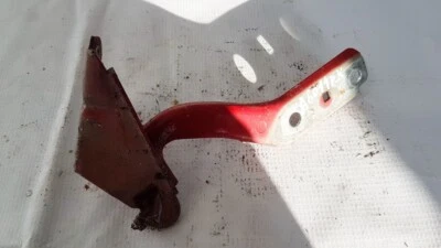 Volkswagen Fox 2009 capó bisagra izquierda usada, original #1055630-75 Foto 1 de 4