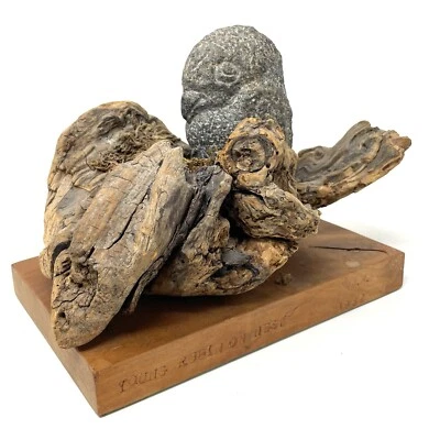 Escultura de James Washington Jr “Joven Robin en el nido” 1962 piedra madera a la deriva temprano Foto 1 de 4