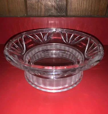 GORHAM FINE CRYSTAL CANDY DISH BOWL MADE IN POLAND BEAUTIFUL CENTERPIECE - Image 1 of 3