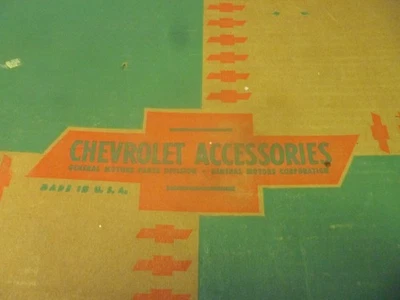 VINTAGE NOS CHEVY 987915 DELUXE HUBCAPS WHEEL COVERS EMPTY COLLECTOR BOX - Image 1 of 4