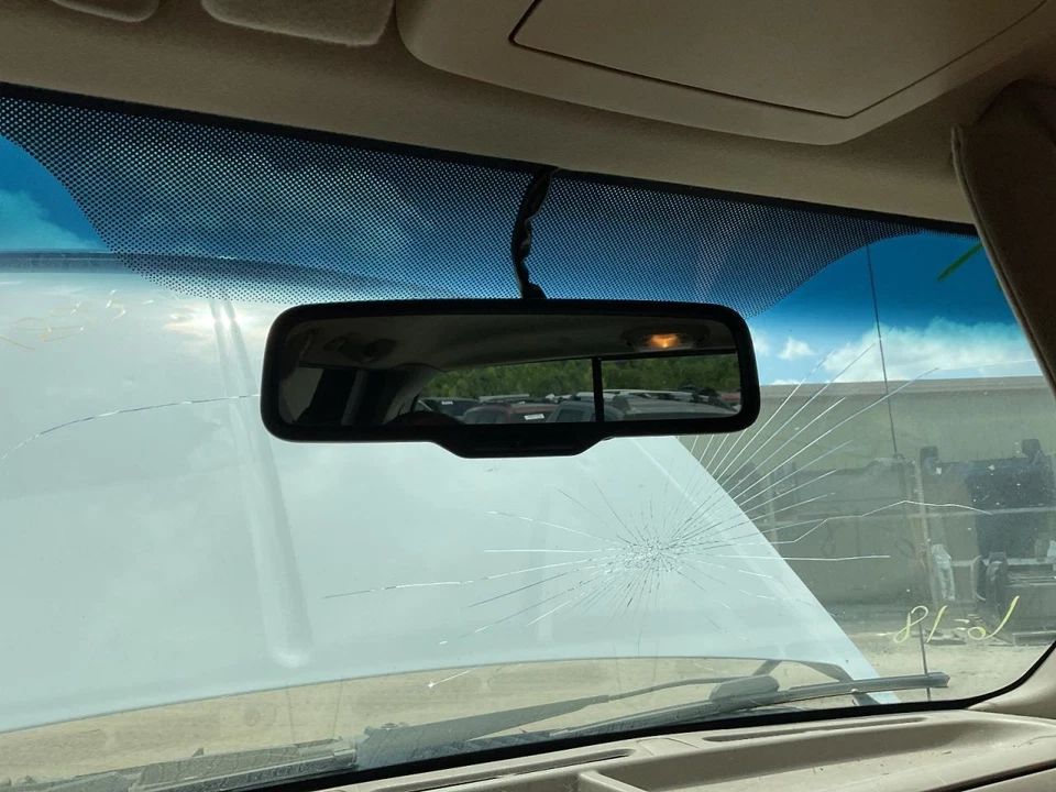 Rear View Mirror Automatic Dimming Thru 11/30/08 Fits 06-09 EXPLORER 2079608 - Image 1 of 1