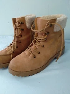 cliffs by white mountain boots - Picture 1 of 3