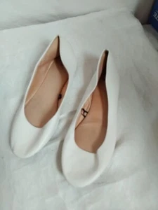 H&M cream flats size 39 - Picture 1 of 4