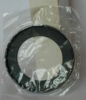 Andoer 37mm - 49mm step up ring, brand new in packet. - Image 1 of 2