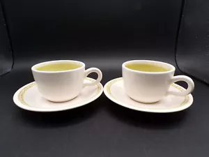 2 Sets Vintage Franziskaner Steingut Tassen & Untertassen Hacienda Grün 8 Unzen D25 - Bild 1 von 10