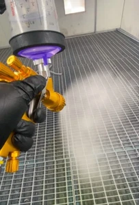 Outlaw Clearcoat Pro 1.3mm Gold Spray Gun High Quality for UHS 2K clear - Picture 1 of 13