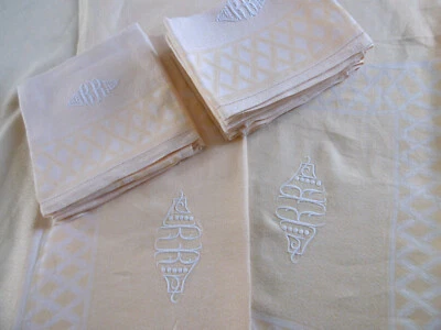 Nappe + 12 serviettes 1950 damas jaune orangé chiffrées R.R. - Photo 1/4