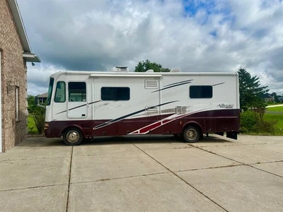 2004 Allegro Open Road RV Camper Motorhome - Kitchen, bedroom, Fully loaded - Image 1 of 4