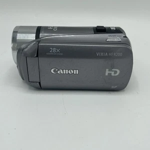 Canon VIXIA HF R200 Full HD 1080p AVCHD Flash Camcorder 20x W/ Extras Tested - Picture 1 of 6