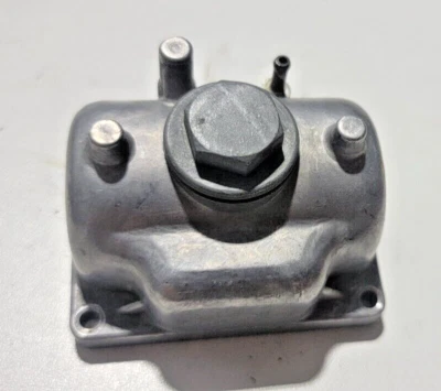 Carburador derecho flotador B 1970-1972 Yamaha DS7 R5 R5B R5C Foto 1 de 4