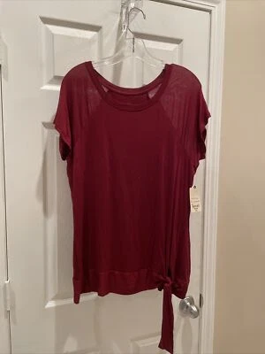 St. John's Bay Womens Pretty shades Burgundy￼ Short Sleeve  Tee Shirt Sz M NWT - Image 1 of 4