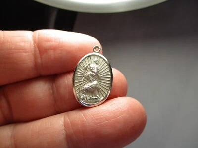 DE COLECCIÓN THEDA PLATA ESTERLINA SAN CRISTÓBAL PROTECT US MEDALLA COLGANTE ESTERLINA Foto 1 de 4