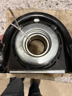 SKF Driveshaft Carrier Bearing Semi Truck #88512 Foto 1 de 3