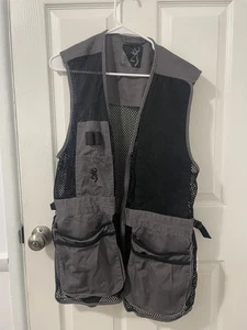 Browning Trapper Creek Mesh Shooting Vest Black/Gray Size Large (L) Left Hand - Picture 1 of 1