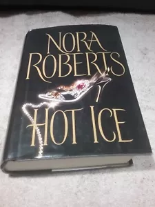 Nora Roberts - Hot Ice - Large Print - Hardcover / Dust Jacket - Picture 1 of 6