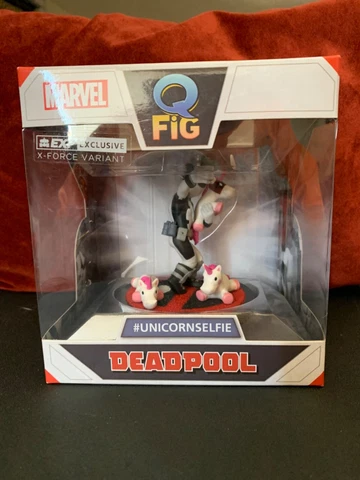 Q Fig Marvel Deadpool Unicornselfie NIB In Excellent Condition!! Cover